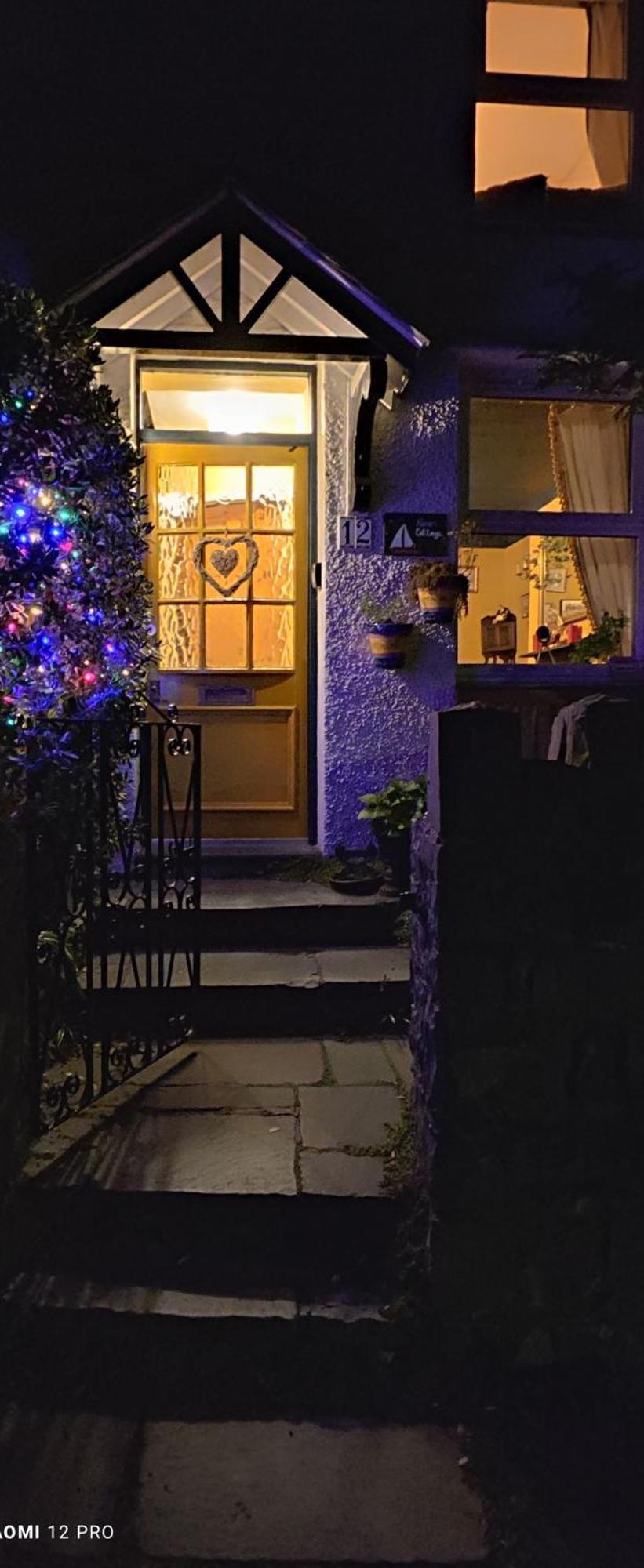 Fantastic Sea Views At Century'S Old Alma'S Cottage - Sleeps Up To 8 Guests Penmaenmawr Zewnętrze zdjęcie