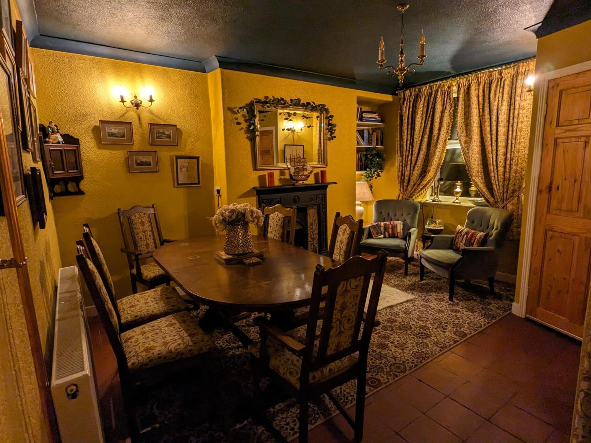 Fantastic Sea Views At Century'S Old Alma'S Cottage - Sleeps Up To 8 Guests Penmaenmawr Zewnętrze zdjęcie