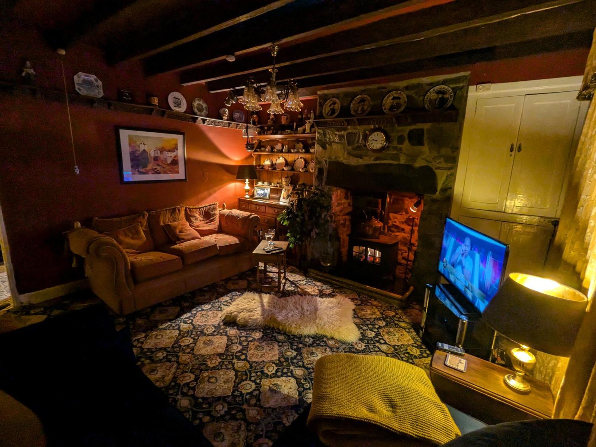 Fantastic Sea Views At Century'S Old Alma'S Cottage - Sleeps Up To 8 Guests Penmaenmawr Zewnętrze zdjęcie